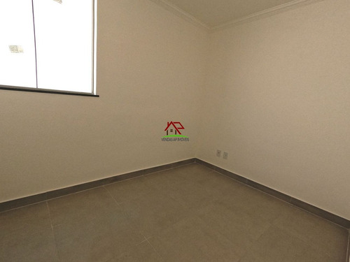 Imagem 10 de 15 de Ótima Casa De 3 Quartos No Bairro Europa! - 2539