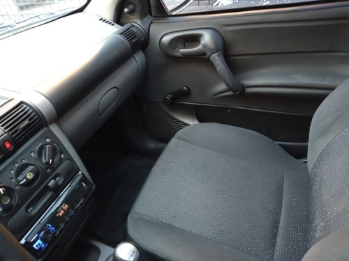 Chevrolet Corsa Classic 4p Ls Abs+airback