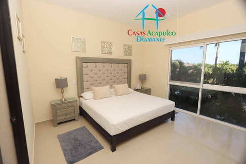 Imagen 29 de 30 de Cad Pacífico Diamante Vela 102. Terraza Con Vistas A Los Jardines Y Albercas
