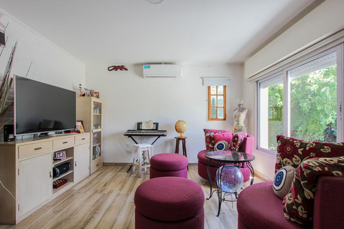 Venta De Casa 5 Ambientes En Banco Provincia - Zona Golf, Moreno