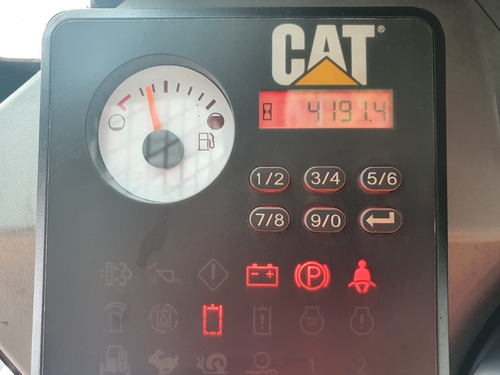 Imagem 14 de 15 de Mini Carregadeira Caterpillar 236d 2016 Cabinada