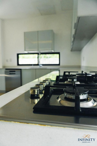 Imagen 6 de 19 de Residencia En Venta 5 Recámaras En Yucatán Country Club-oportunidad-yucatán Country Club