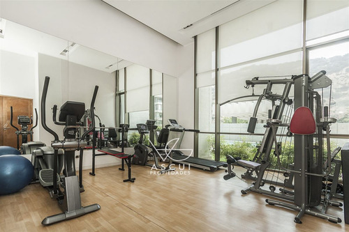 Departamento En Venta En Vitacura
