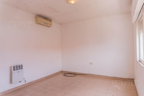 Imagen 17 de 23 de Venta Departamento Tipo Duplex 2 Dormitorios - B° Areá Centro Sur