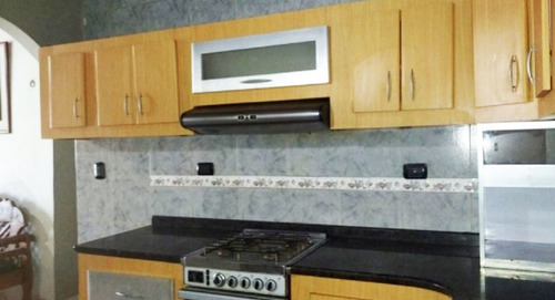 Imagen 5 de 9 de Casa En Maracay 3hab, 2 Baños. Se Deja Amoblada. Oferta