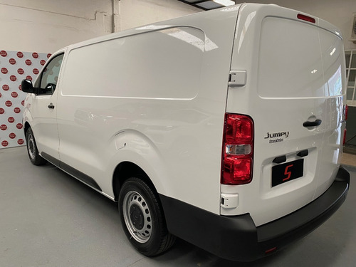 Imagen 6 de 18 de Citroën Jumpy 1.6 Hdi Business 2022