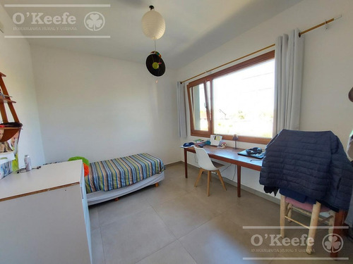 Imagen 19 de 26 de Casa - Quilmes Oeste 4 Ambientes Escritorio/quincho/patio/garage Para Disfrutar!venta .