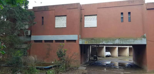 Venta Inmueble Con Fondo De Comercio Hotelería - Capitán Sarmiento