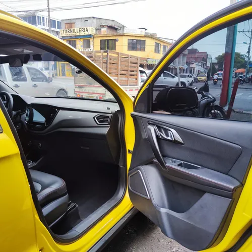 Taxi Faw R7 Modelo 2018