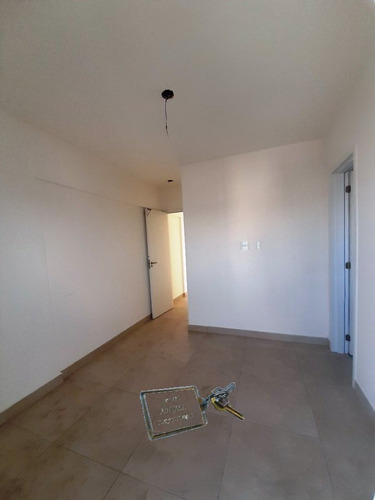 Imagem 15 de 22 de Apartamento A Venda No Bairro Vila Guilhermina Em Praia - 3778-1