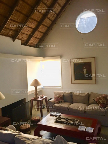 Excelente Oportunidad En Venta!! Casa Con Pileta En La Barra.-ref:30109