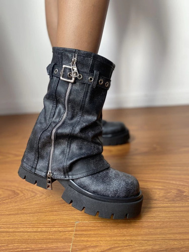 Bota Mujer Diseño Cierre Con Plataforma