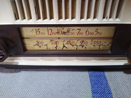 Radio De Bulbos Philips / 1953 (Usado)