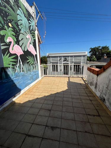 Casa 5 Dormitorios En Venta Por José Gómez