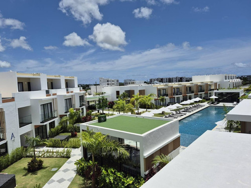 Apartamento Penthouse En Alquiler En Vistaca, Punta Cana, 2h