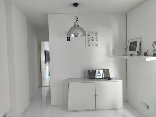 Dos Ambientes Con Amenities Y Cochera En Belgrano
