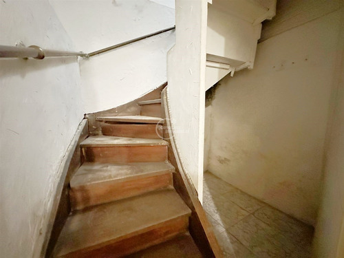 2 Pisos, Uso Comercial, 10 Dorm, 5 Baños, Metro Chile España