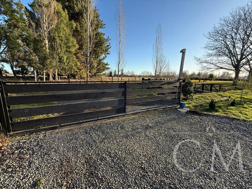 Hermosa Casa En Parcela De 8.000 M2 En Trafún.