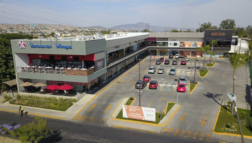 Imagen 3 de 5 de Locales Comerciales En Plaza Ubika San Isidro En Renta
