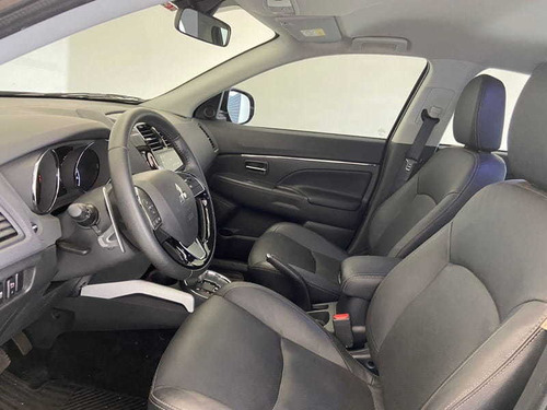 Imagem 12 de 13 de Mitsubishi Outlander Sport Hpe 2wd 4x2 2021
