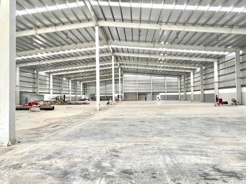 Imagen 1 de 5 de Excelente Galpón 1700m2 En Pilar