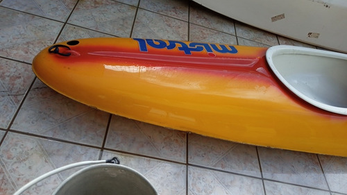 Caiaque Antigo Mistral P/ Desocupar Lugar