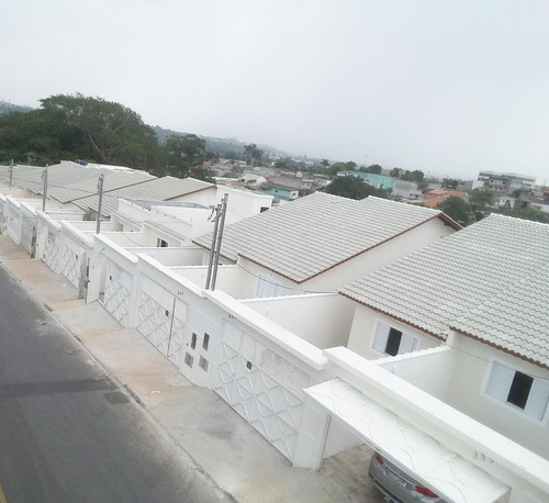 Imagem 1 de 10 de Casas Novas Suzano 2 Dorms Sendo 1 Suite, 2 Vagas .