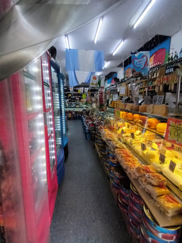 Fondo De Comercio A La Venta Excelente Autoservicio Con Pizzeria .