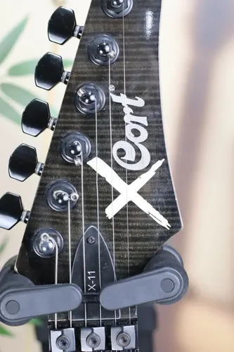 Guitarra Cort X11 Tcg Black Nikel Preta + Kit | MercadoLivre