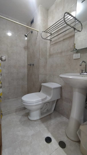 Imagen 8 de 10 de Inversiones Atlantis Brca Ofrece Bello Apto En Villa Granada