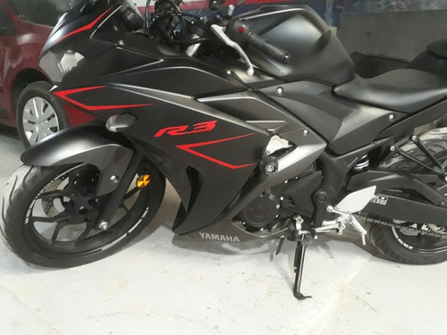 Yamaha R3 No Z400, Ninja 300, Ninja 400.
