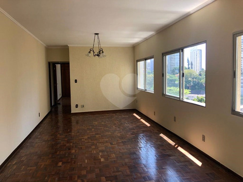 Imagem 3 de 22 de Amplo Apartamento - Reo542251