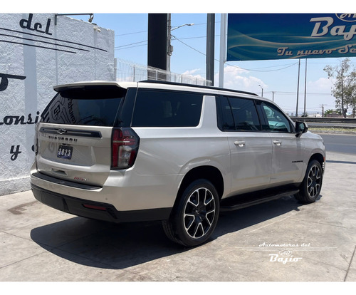 Chevrolet Suburban 5.3 Rst 4X4 At