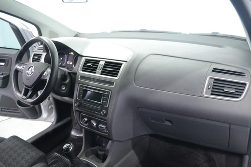 Imagen 9 de 12 de Volkswagen Suran 1.6 Trendline Mt 2016-imolaautos