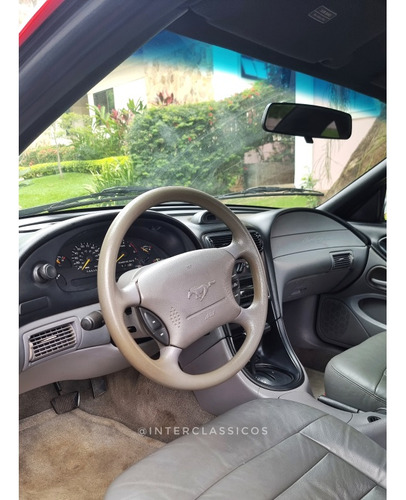Ford Mustang 3.8 V6 Gasolina 2p Automático