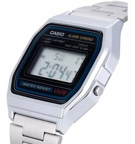 Imagen 4 de 5 de Reloj pulsera Casio Vintage A-158 de cuerpo color plateado, digital, fondo gris, con correa de acero inoxidable color plateado, dial negro, minutero/segundero negro, bisel color plateado, luz verde y hebilla de gancho