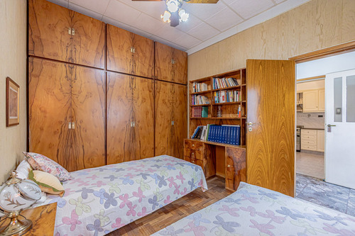 Venta Casa 3 Amb C/ Cochera-patio-lavadero-permuta