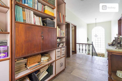 Imagem 10 de 15 de Aluguel De Casa Com 1100m² E 7 Quartos - 10554