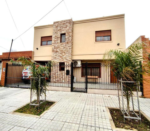 Oportunidad Venta Casa 5 Ambientes Moron Sur 