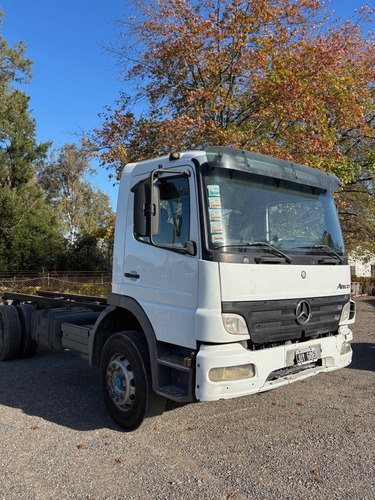 Camión Mercedes Benz Atego 1725 Chasis