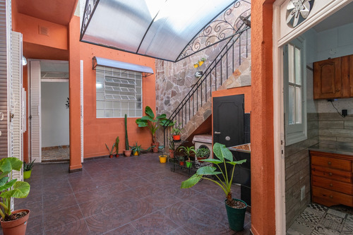 Venta - Ph Reciclado A Nuevo +4 Ambientes Refaccionado - Sin Expensas - Flores - Plaza Misericordia