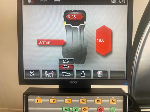 Imagen 2 de 9 de Maquina Balanceadora De Cauchos Italiana