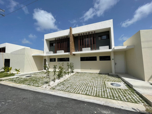 Casa Duplex En Alquiler En Punta Cana, Epic, 3 Hab, 2niveles