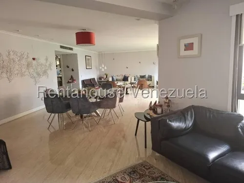 Agp Increíble Apartamento Con Cocina Moderna Y Espacios Bien Distribuidos En Venta En Campo Alegre 25-13252 Ys