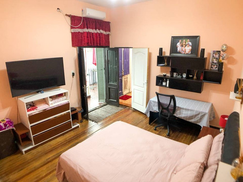 Venta De Casa En Parque Chacabuco