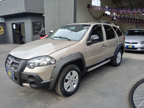 Imagem 2 de 15 de Fiat Palio Weekend 1.8 4p Flex Adventure