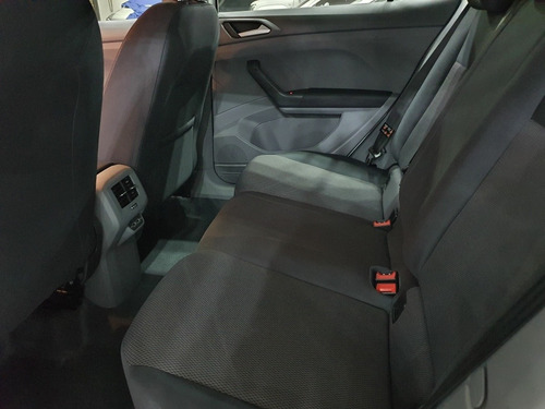 Imagen 10 de 14 de Volkswagen T-cross Trendline 1.0 Turbo