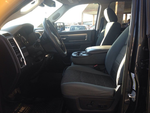 Imagen 6 de 15 de Dodge Ram 1500 Crew/cab 4x4 V6 Aut 2016 Azul Acero