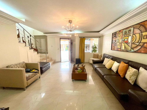 As . En Alquiler Casa En Pueblo Nuevo Urb Ibiza