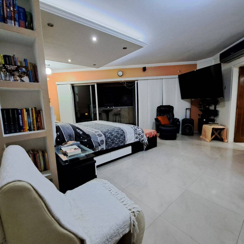 Imagen 8 de 30 de Se Alquila Imponente Penthouse En La Urbanizacion La Trigaleña, Pozo Y Planta 165897 Andres Peña